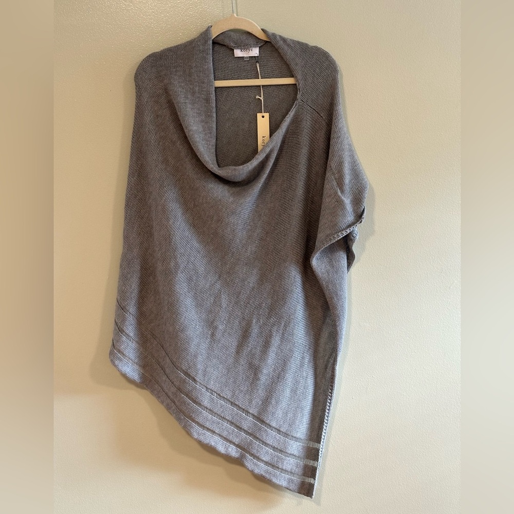 Korye Gray Women's Poncho